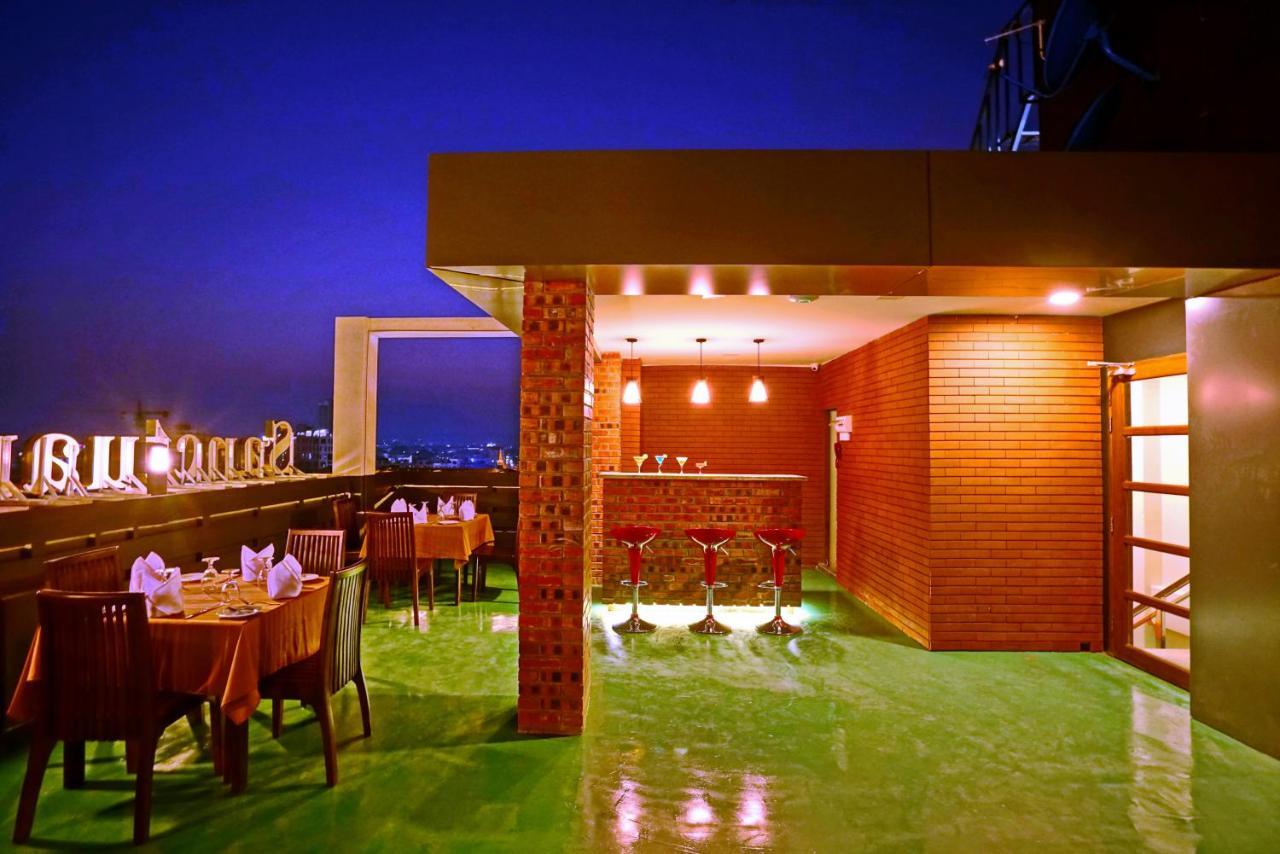 Sanctuary Hotel Mandalay Exterior photo